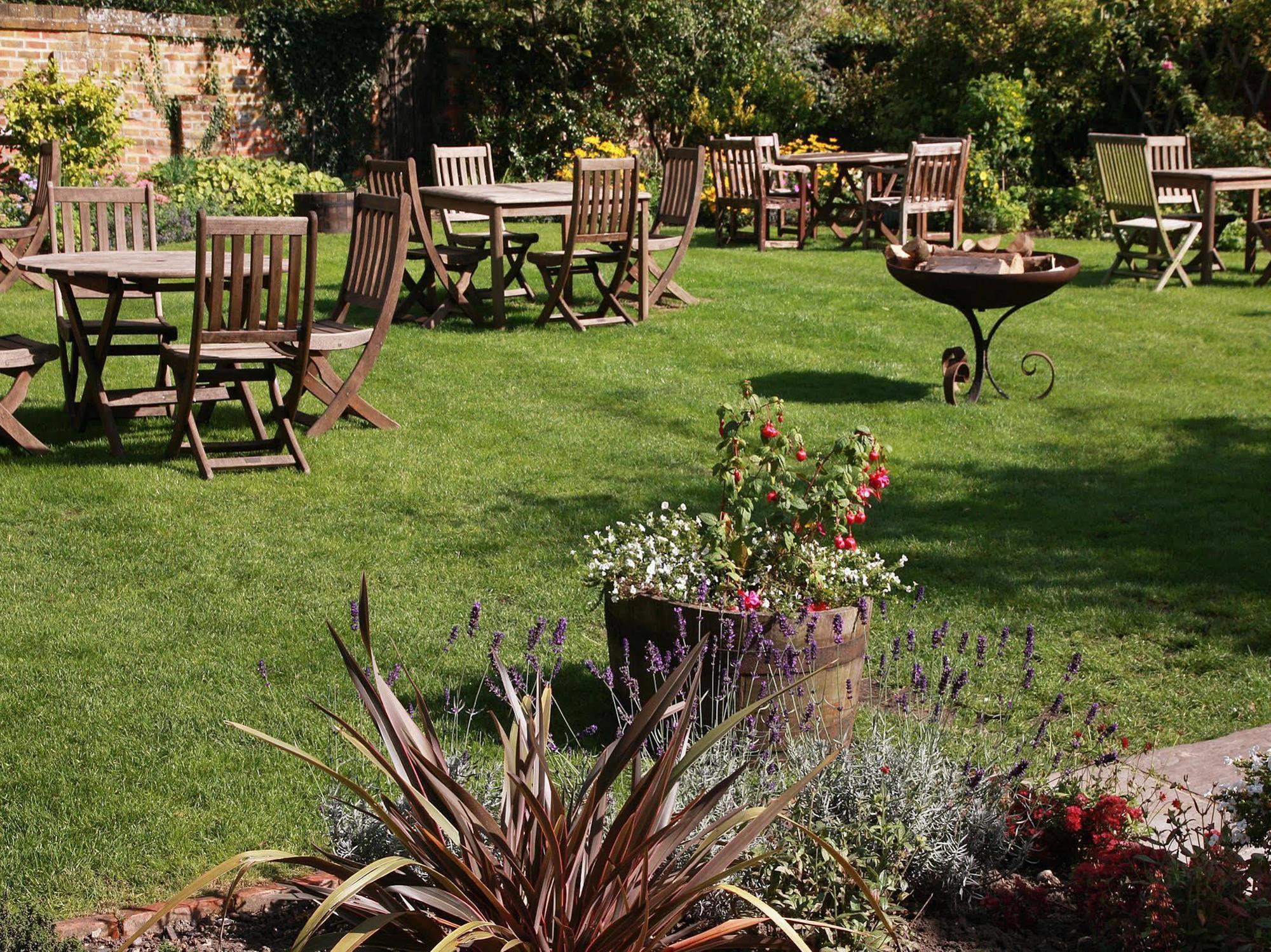 The Royal Oak, Yattendon Frilsham Экстерьер фото